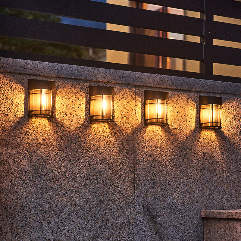 ไฟสวน LED พลังงานแสงอาทิตย์ สำ - Smart Garden Fence บทวิจารณ์และราคา